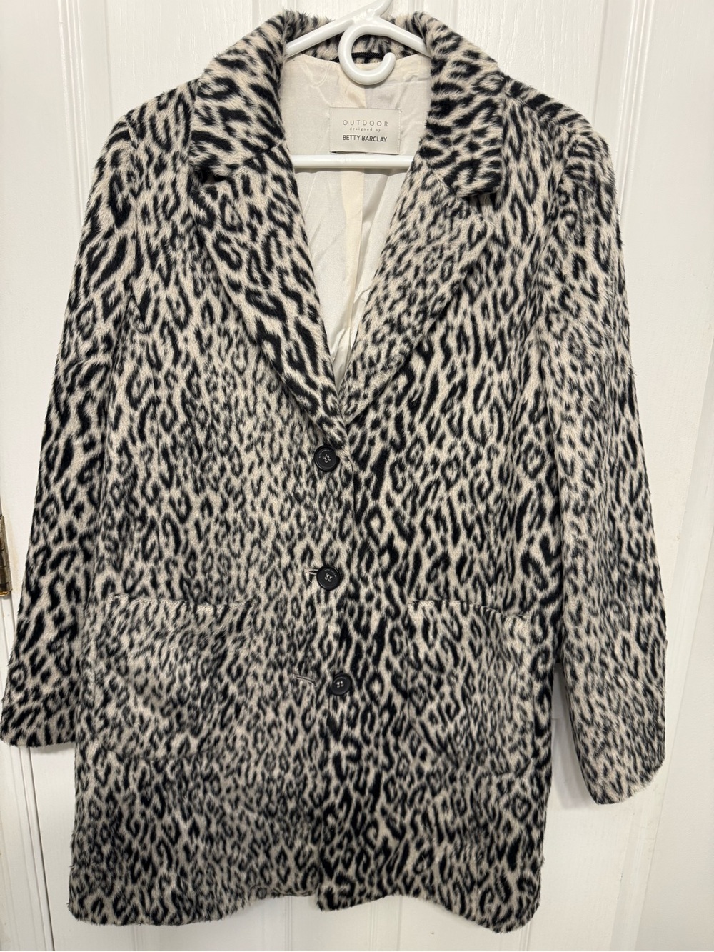 Leopard coat